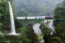 10 Lokasi Keren Ini...