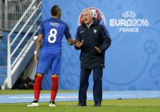 Dua Gol Islandia Bikin...