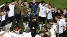 Loew Tak Percaya Kutukan...