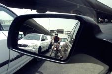 Spion Mobil Segera Digantikan...