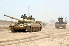 Tentara Irak Rebut Pangkalan...