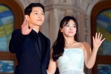 Song Joong Ki dan Song...