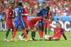 Babak I: Ronaldo Cedera,...