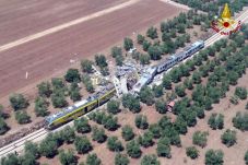 Tabrakan Kereta di Italia,...