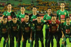 Tantang Mitra Kukar,...
