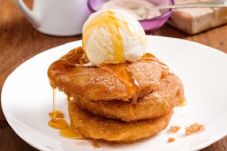 Lezatnya Apel Goreng...