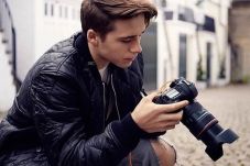 Brooklyn Beckham Jadi...