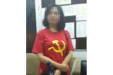Jemput Anak Pakai Kaos...