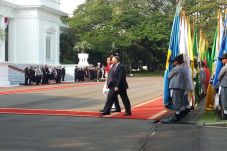 Jokowi Sambut Kunjungan...