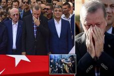 Erdogan Teteskan Air...