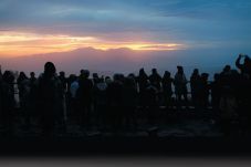 Walau Erupsi, Pengunjung...