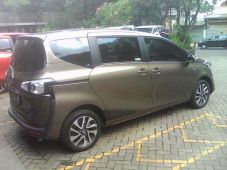 Toyota Sienta Diserahkan...