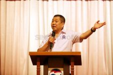 Membangun Masyarakat,...