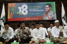 Peringati Harlah ke-18,...