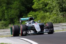 Rosberg Tercepat di...