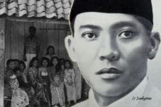 Bunga-Bunga Revolusi,...