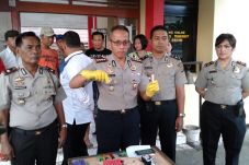 Keluarga Korban Salah...
