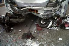 Kebut-kebutan, Honda...