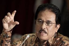 Dua Kali Geser Posisi,...