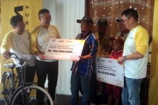 Adira Finance Kucurkan...