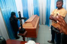 Lewat Telepon Seck Osmane...