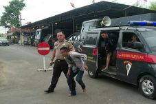 Lima Hari Usai Menipu,...