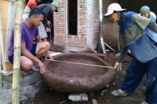 Cobek Berukuran Besar...
