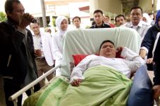 Berat Badan Turun, Rizki...