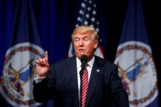 Trump: Obama dan Hillary...