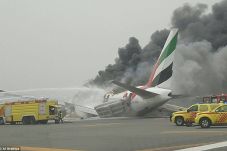 Emirates Alami Kecelakaan...