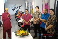 Dealer Piaggio Pondok...