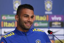 Chelsea Siapkan Uang...