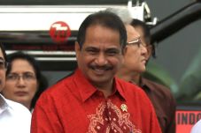 Pesan CEO ke-6, Menpar...