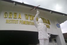 Kini Ada Patung Soekarno...