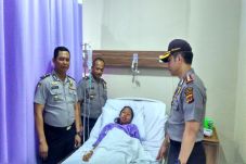 Siswi di Cirebon Tertembak...