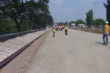 PT KAI Kebut Pembangunan...