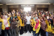 HT: Saya Ingin Indonesia...