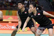 Praveen/Debby Lolos...