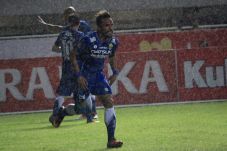 Zulham-Atep Antar Persib...