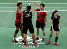 Debby Susanto Soroti...