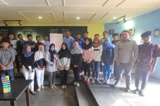 Komunitas Muslim Anti...
