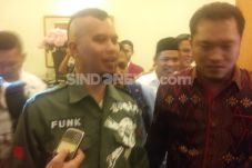 Ahmad Dhani: Jangan...