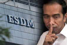 Jokowi Butuh Waktu Putuskan...