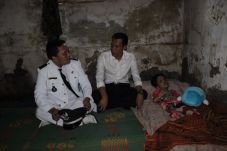 Bocah Yatim Piatu Idap...
