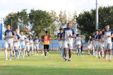 BSU Pincang, Persela...
