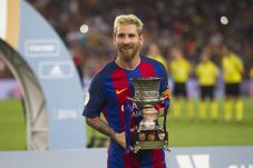 Ikut Robek Gawang Sevilla,...