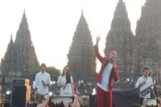 Dua Mahakarya Indonesia...