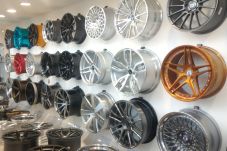 Tips Merawat Velg Mobil...
