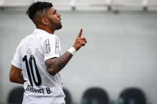 Gabriel Barbosa Bikin...