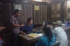 Keperawanan Direnggut...